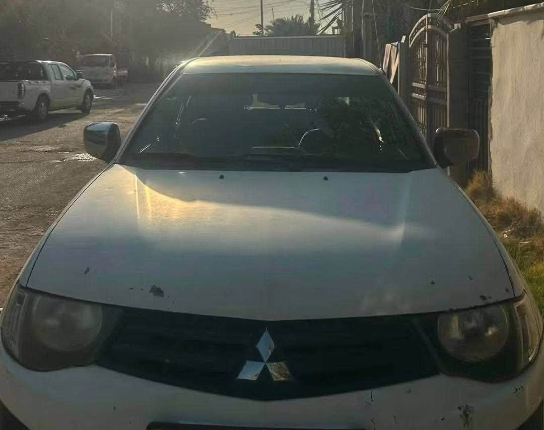 السلام عليكم بيع او مراوس
ميتسوبيشي 2013 L200 

بانزين 

السيارة جاهزة كير مكينة مكفولات

تبريد ماشاء الله ثلاجة 

حدادية صدر جديدة كاملة 

موقع السيارة بغداد الامين الثانية 

رقم الهاتف *********** 

السيارة بأسمي تحويل ثاني يوم
