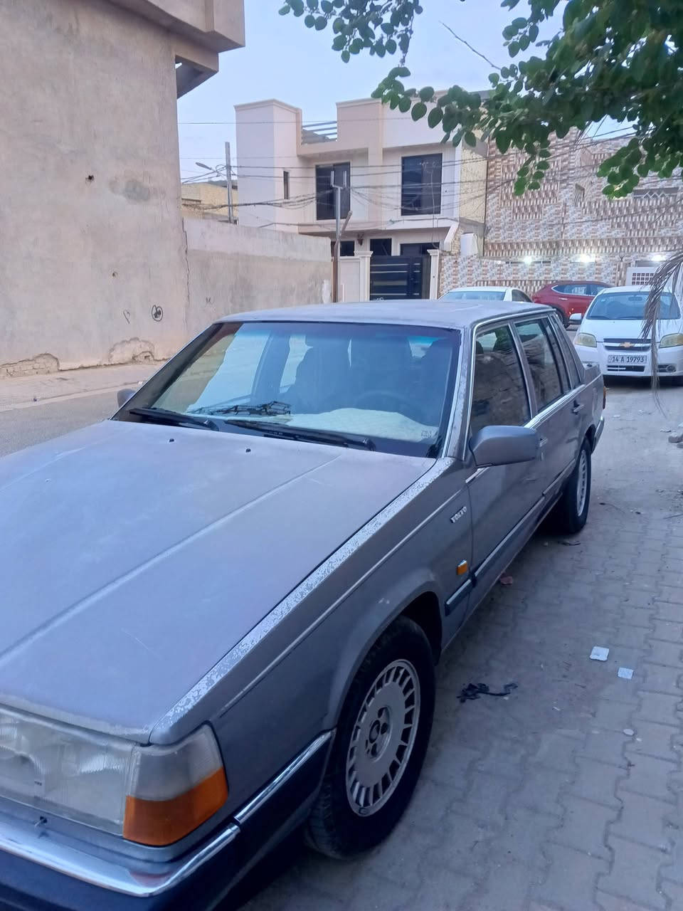 فولفو • حي المعلمين • رقم بغداد