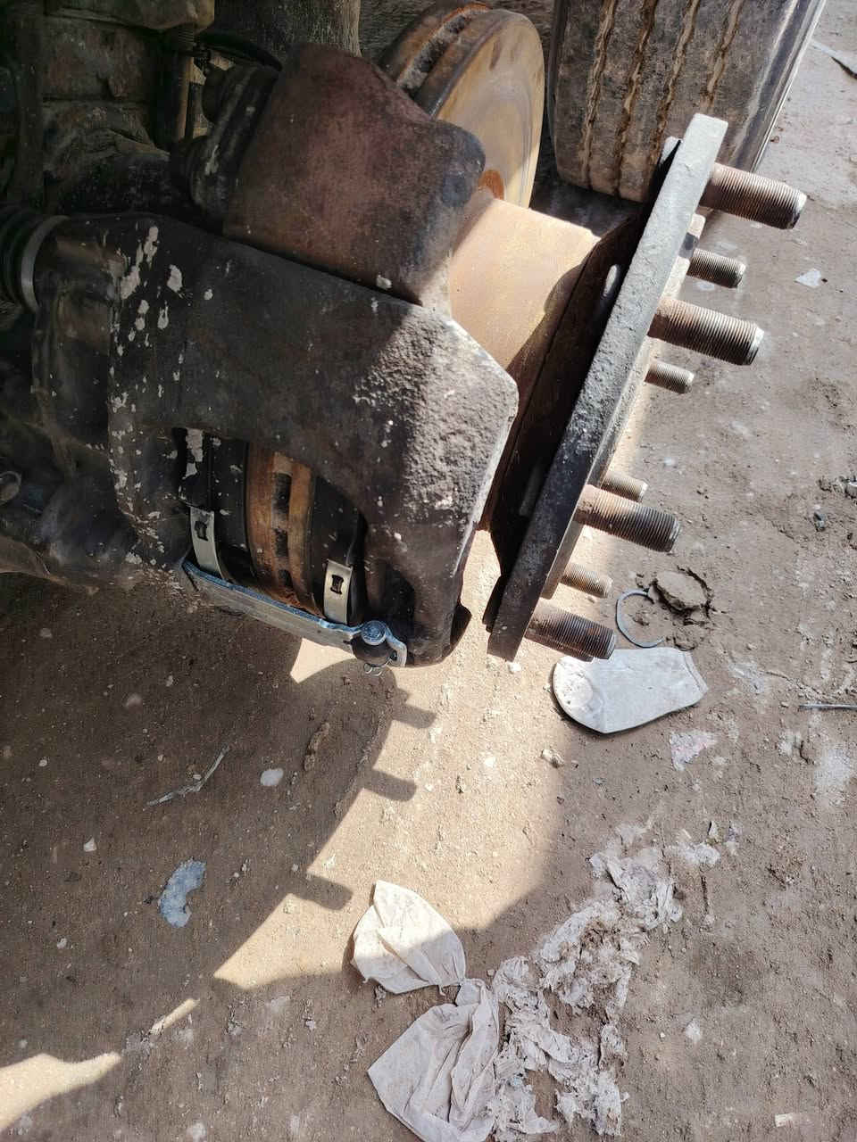 سلام عليكم دراجه شحن للبيع جديده دراجه بس متروكه بس بطارياته نص عمر بصمه بلاتوث ستاند موبايل كله؛. ؛ شغال  والونه ابيض واسود    سعره 125 وبيها مجال العنوان النجف. قرب ملعب النجف دولي بوابه 4   ***********
