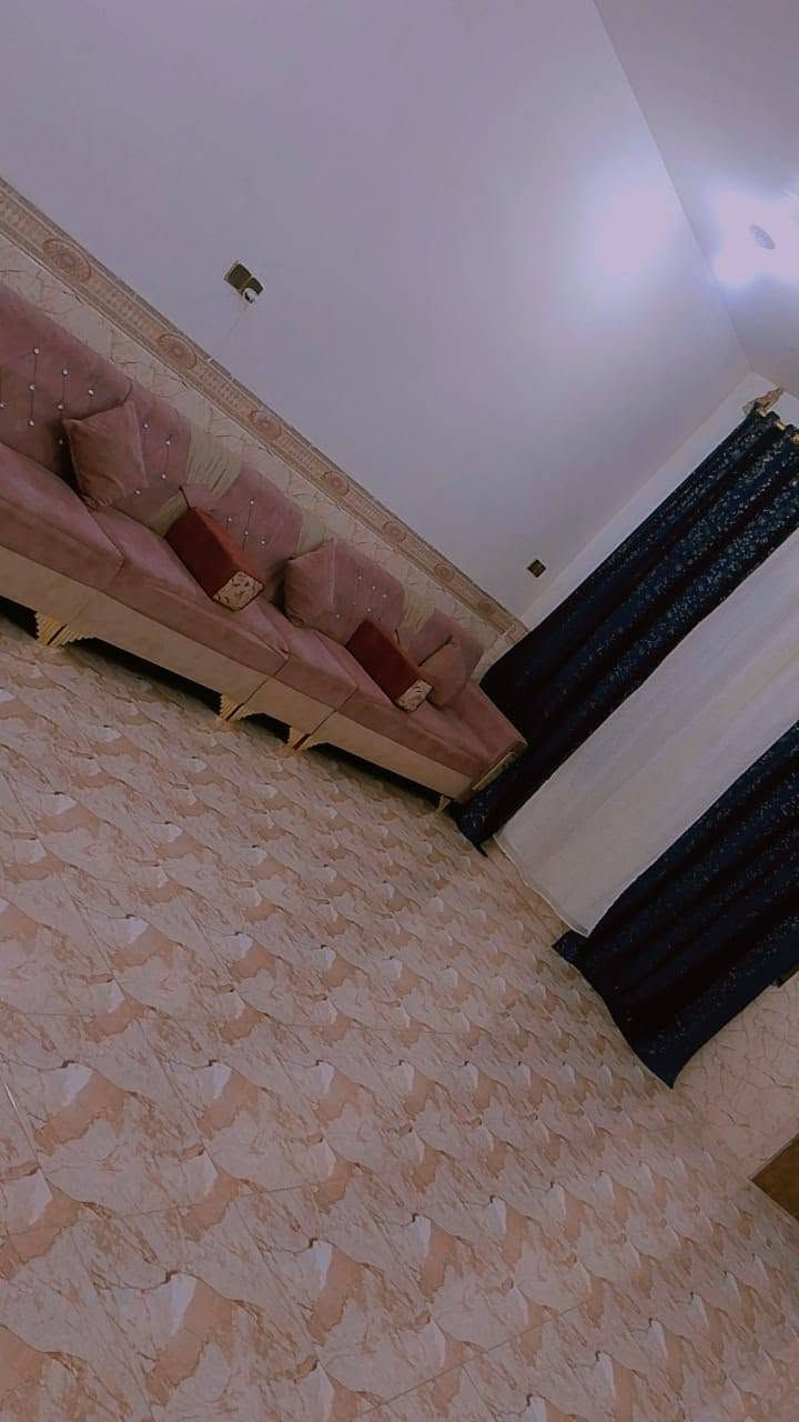 سلام عليكم بيت للبيع رمادي طاش الول قريب عل جسر*********** جامعه. بيت مساحه. 200م يتكون البيت من قرف عدد 4
صلاتين  ستقبال مطبخ مناور عدد ثنين البيت طابو صرف سعر 135وبي مجال  شارع 10م.
سلام عليكم بيت للبيع رمادي طاش الول قريب عل جسر*********** جامعه. بيت مساحه. 200م يتكون البيت من قرف عدد 4
