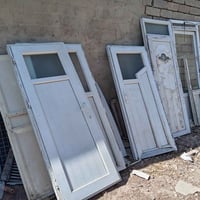أبواب بلاستك • مقاسات مختلفة • حسب الباب