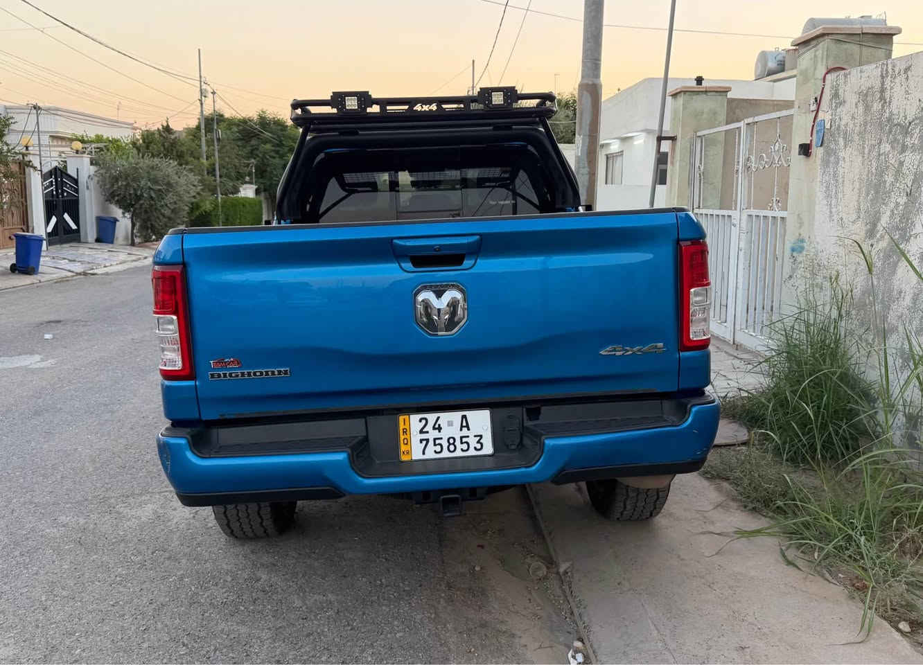 رام ١٥٠٠ • دبل • ٥٣ ألف مايل