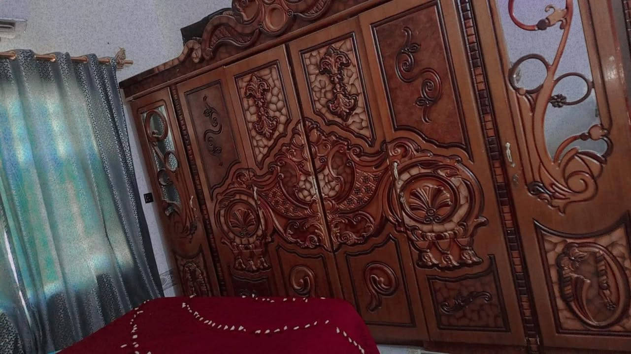 السلام عليكم غرفه للبيع نضيفه السعر 550تصال علئ هاذ رقم ***********
