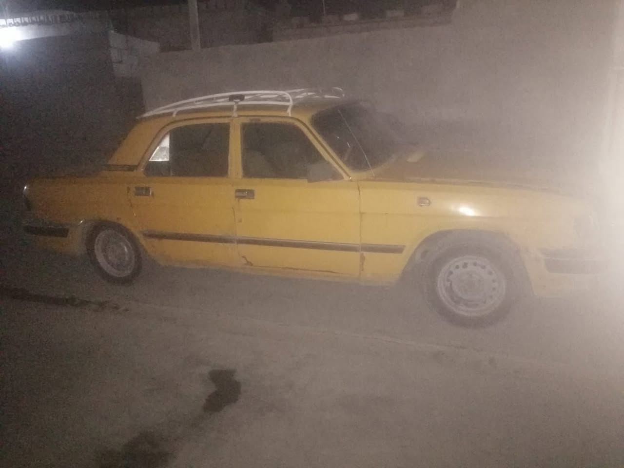 فولكة للبيع مكينه وكير ونجي خير من الله كهربائيات شغاله من الطول للطول ابيع كوم حديد كوم حديد ب ١٣ ورقة وبخدمة الشراي رقمي  ***********
