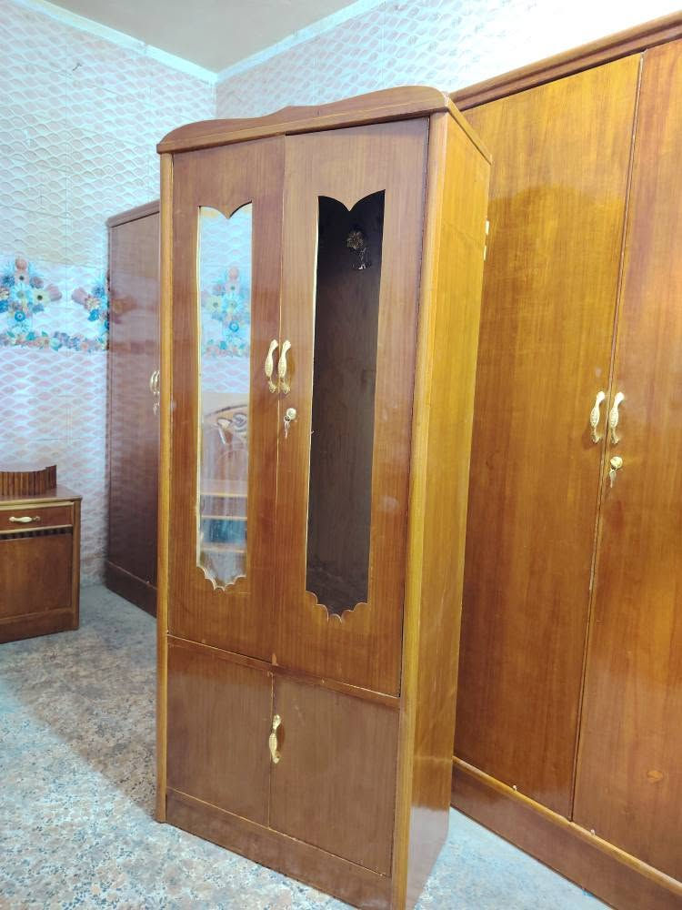 غرفة مستعملة • صاج • ٦باب