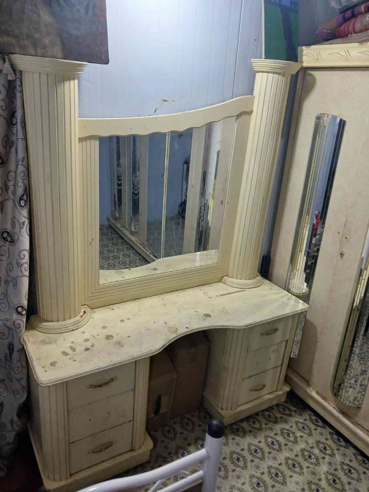 غرفه اخشاب • قنفات • بصره حيانيه
