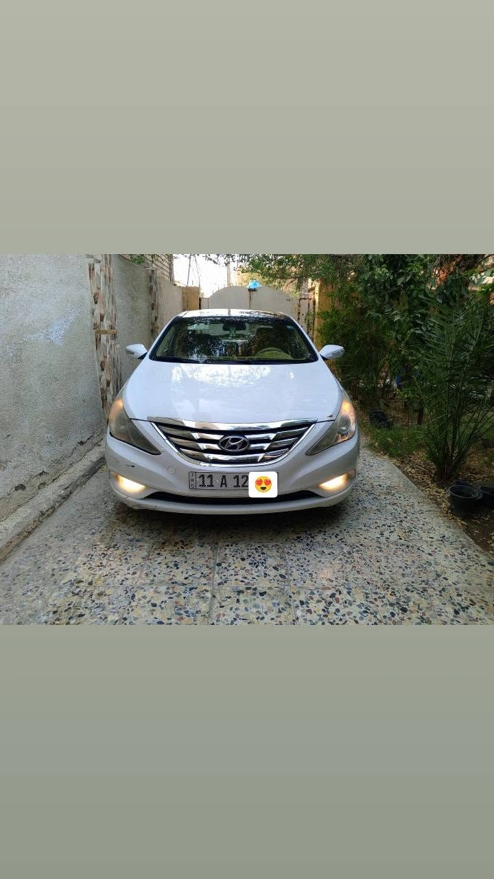 السلام عليكم 
سوناتا خليجي موديل 2011 بنورما فول موصفات 
كير محرك تبريد مكفولات 
محرك دوش 2400 
رقم بغداد انكليزي بسمي 
سيارة بيها قطع صبغ بيها لغد الأيسر معمر 
تجي شوف تقتنع نشالله خير
السعر 85 بي حك جيه 
مكاني بغداد *********** بغداد, العراق
