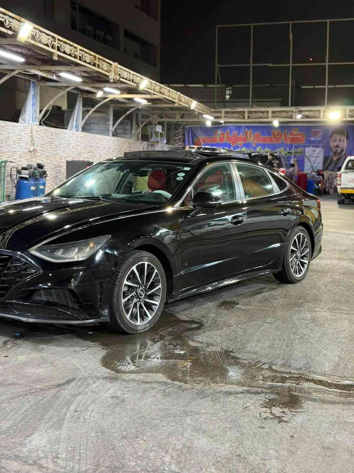 سلام عليكم للبيع هونداي سوناتا 2022 فئه Llmlted T1.600وارد امريكي حادث جاملغ وباب ومدكر خلفي صبغ سيارة فول مواصفات 4كامرات تشغيل عن بعد تقديم ترجيع بريمونت بانوراما فتحتين اشاير بل مري مري قلاب عند البگ رادار امامي وخلفي حساسات خلفي كشن خزن ميموري كشنات تبريد وتدفئة كشنات كهربائية شفتات ستيرن عينة ليزرية تبريد خلفي كشنات جلد تحديد مسار قيادة ذاتية انارة دشبول وبطاين متغير الالوان24لون عداد داتشو جامة سيارة ما بيهة اي نقص وبل عافية عل ياخذهة 
سعر 145وبيهة مجال لطيبين 
رقمي ***********بي واتساب 
مكانهة بصرة

