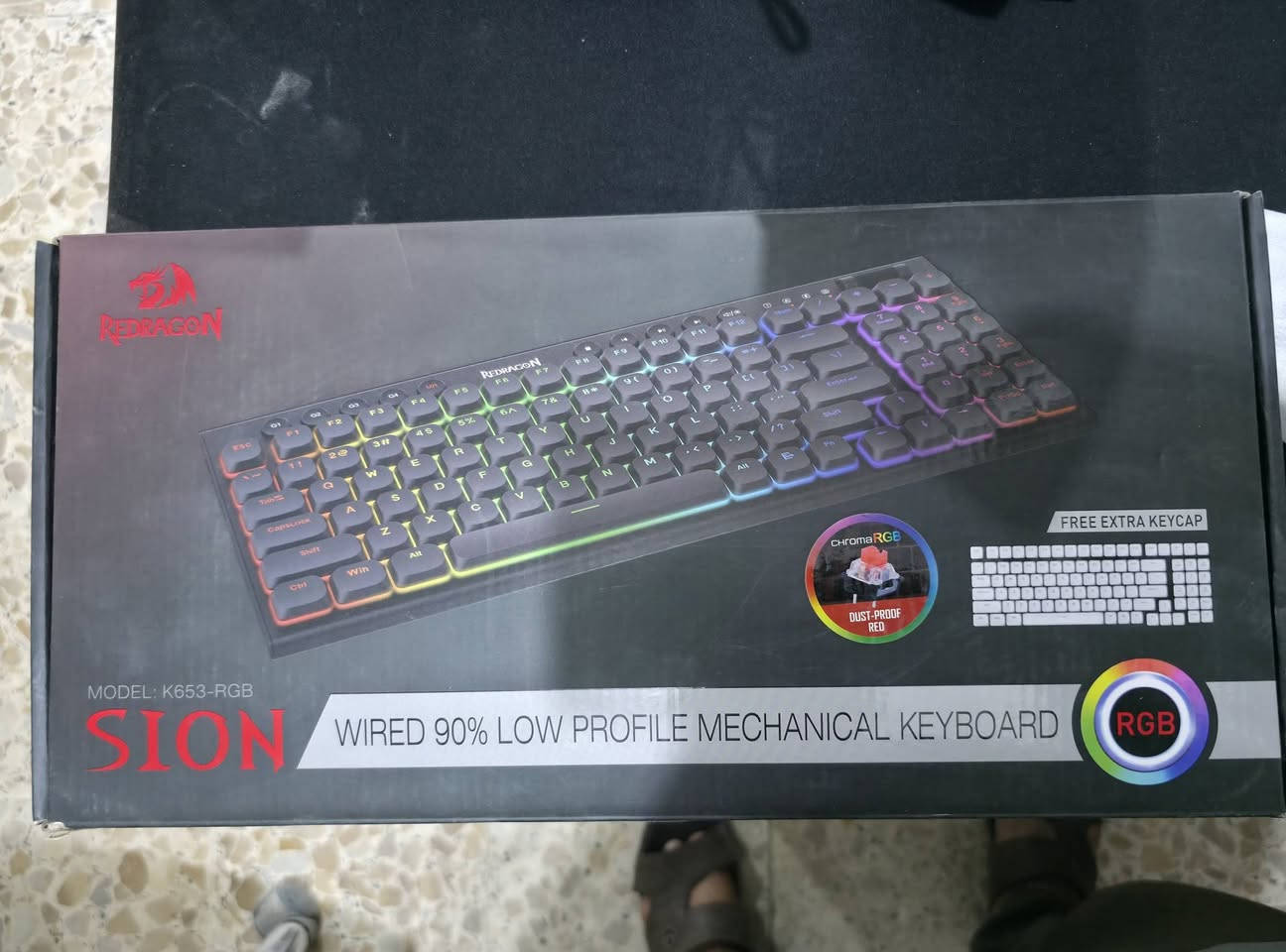 سلام عليكم شباب 
بعت تجميعه وبقن هالقطعتين
كيبورد ميكانيكي Redragon Sion K653-RGB
اخو جديد سعره 50 ويه توصيل نهايته

جوستك كيم سير اخت جديده حته كيم باس بعده ممستخدم ب45 ويه توصيل
 مكاني الكوت
