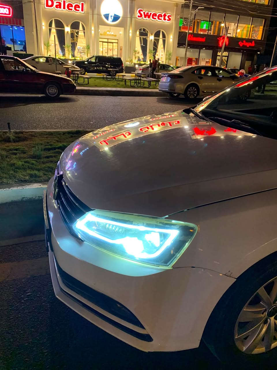 السلام عليكم
VW جيتا 2014 1.8 turbo 
رقم بغداد 
السونار موجود ويه الصور
السيارة بإسمي تحويل ثاني يوم 
***********
90$
