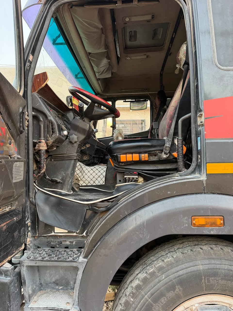 للبيع كرواتي موديل ٩٦ كير ٢٤٠ فافون جديد مكينه ٥٣دبل سوبر
مجموعه جي اف وربع ام القيطان المكان تقاطع النهروان للتواصل على الرقم ***********@
