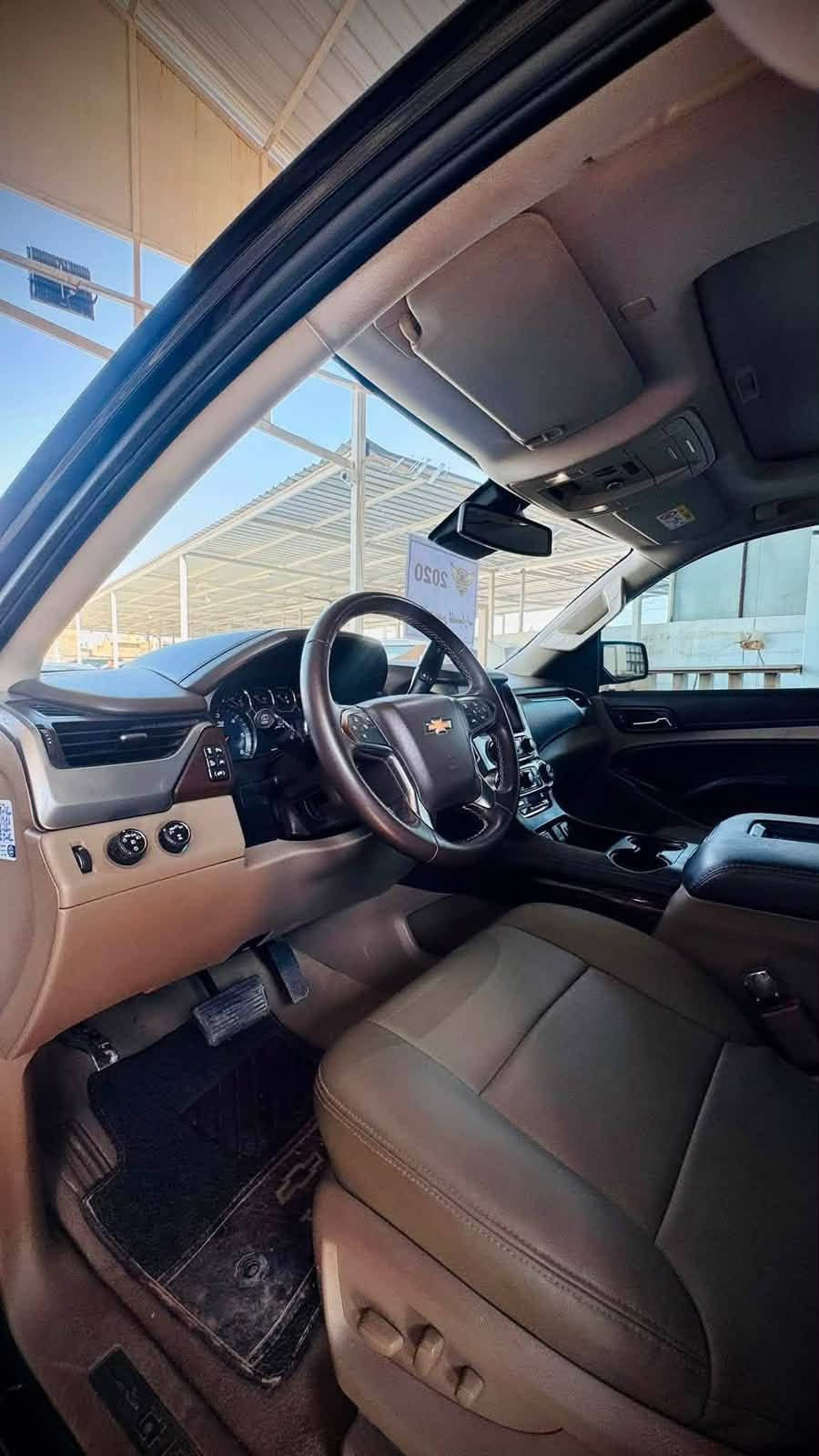 💰 علّق برسالة وسوف يصلك السعر.

شيفروليه تاهو 2020 خليجي LT 🖤🔥

للبيع شيفروليه تاهو LT موديل 2020 خليجي، مضلل في السنوية، فل مواصفات عدا البصمة.

المواصفات:

* محرك 8 سلندر.
* تشغيل زر.
* شاشة لمس كبيرة.
* كاميرا خلفية.
* تحكم ستيرن.
* مثبت سرعة.
* رادار أمامي.
* نظام المحافظة على المسار.
* حساسات أمامية وخلفية.
* مقاعد كهربائية.
* داخلية جلد.
* تدفئة وتبريد للمقاعد.
* شاحن لاسلكي.
* Apple CarPlay وAndroid Auto.
* نظام صوت مميز.
* إنارة LED.
* مكيف أوتوماتيك أمامي وخلفي.
* جنوط ألمنيوم.

📞 للاستفسار أو التواصل المباشر:

***********

السيارة جاهزة للاستخدام، والفحص خير دليل.

🏢 شركة ميسر للسيارات
بيع وشراء وعرض ومراوس كافة أنواع السيارات.

📍 الأنبار - الرمادي - شارع المعارض الموحد
