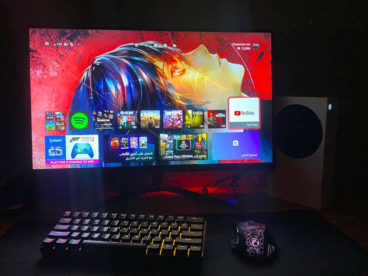 اكس بوكس سيريس اس 512 غيغا نظافة 85% موديل 22 كامل ملحقات مع شاشة من game on بتردد 180hz ودقة fhd بحجم 27” نظيفة .. الاكس بوكس مابي اي خلل بس مجرد طخة بسيطة بالبدي مثل ما موضحة بالصورة وما تاثر نهائيا على الاداء والجوستك بيها خلل بمنفذ التايب سي ومابيها اي درفت ولا اي شي ثاني مع جوستك أضافي هدية 
السعر كامل 520 الف دينار او مراوس مع pc او لابتوب اقتصادي، للتواصل خاص او واتساب 
*********** اذا تحب تجيني تفحصة مكاني ديوانية واذا تحب توصيل موجود
