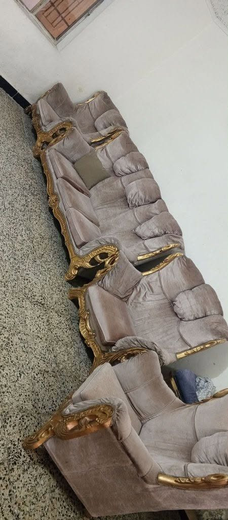 السلام عليكم 
تخم مستعمله نظيف للبيع 
سعره 225 الف وبيه مجال 
العنوان:فلوجة حي نزال 
الشراي يتصل على هذا الرقم 
***********
***********
