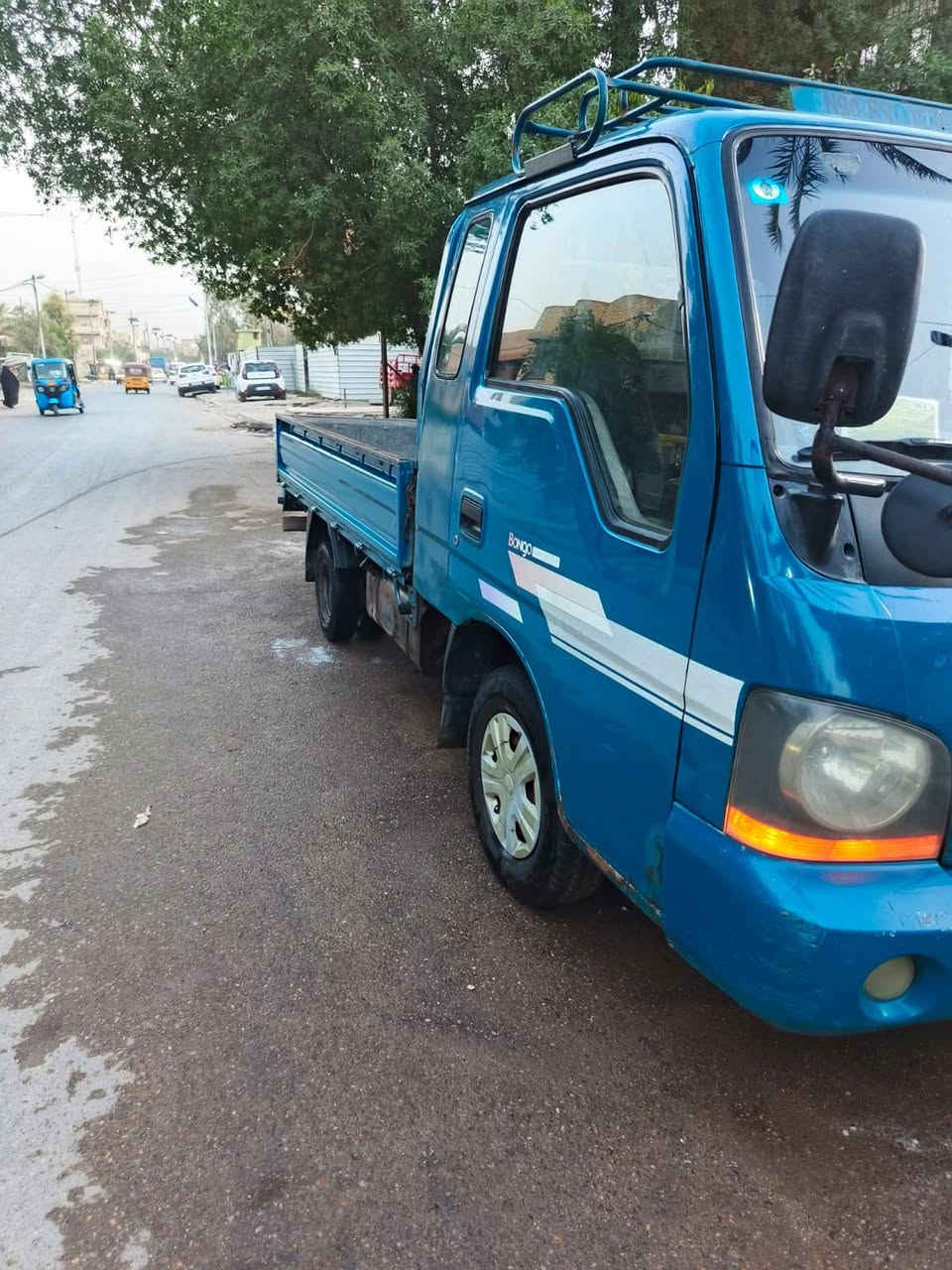 كية ام عيون ٢٠٠١ كير محرك شاصي مكفولات سيارة بسمي هزة جديدة رقم انكليزي بغداد شرط  التحويل  رقم ***********
