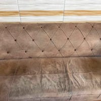قنفة مع كراسي عدد 2 السعر 150 الف  للاستفسار: 07741742285
