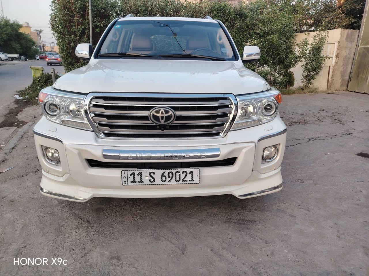 لاند كروز VXR • ٢٠١٥ • ماشيه ٨٥٠٠٠