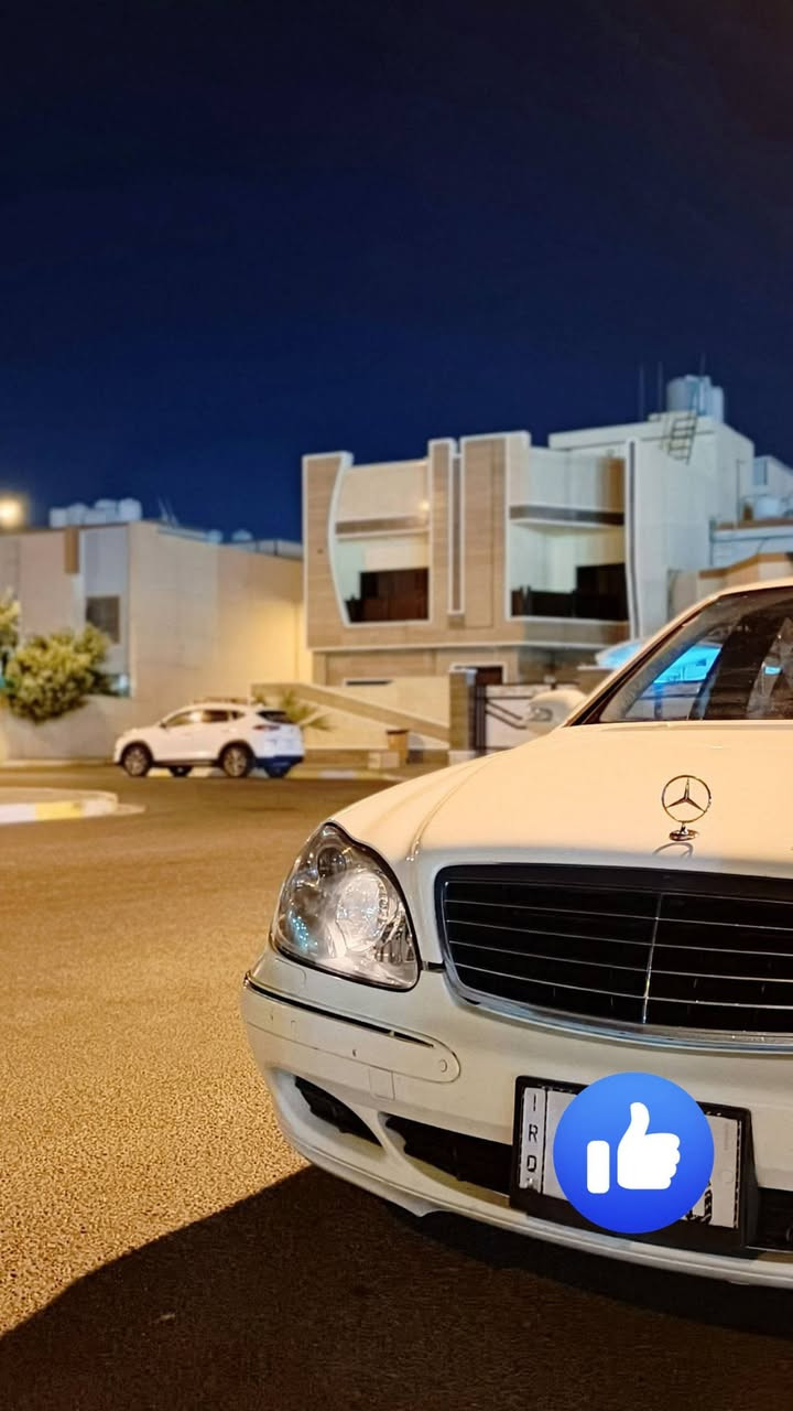 السلام عليكم مرسيدس غواصه S500 موديل 2002  رقم بصره بأسمي
السياره بدون صبغ ولا ضربه بلاديه بلادي  مكينه كير حداديه  كهربائيات وارد يابان 

التفاصيل

تحكم ستيرن جهتين
كشنات جلد كهرباء مع ذاكرة خزن ميموري 3 وضعيات

هيترات بالكشنات

نظام لايتات امامي زنون 
صندوق خلفي بصمه
سلايد رؤف 

برده خلفيه كهرباء

زراكات لايت شغالة

ستيرن كهربائي جميع اتجاهات  وخزن 
سي دي جنجر ٦ اقراص

جوبلسات تصعد وتنزل حسب الرغبه

نظام سياقه سبورت+عادي + اوتو 
 انارة ترحيب 
 وتحكم سياقه في الامطار
تحكمات ستيرن
تخم تاير جديد قبل شهر شديته ويل حجم 16مال الشركه

ملاحظه /
رجاء اخوي الي ما يعجبه السعر لا يعلق ولا تقارنها بالمضروبه والمصبوغه
 السياره رقم بصره واصوليه
مكان السياره البصره 
كاعيات شركه بلاديه 

السعر 130 وبيها مجال 

للاستفسار  ***********
