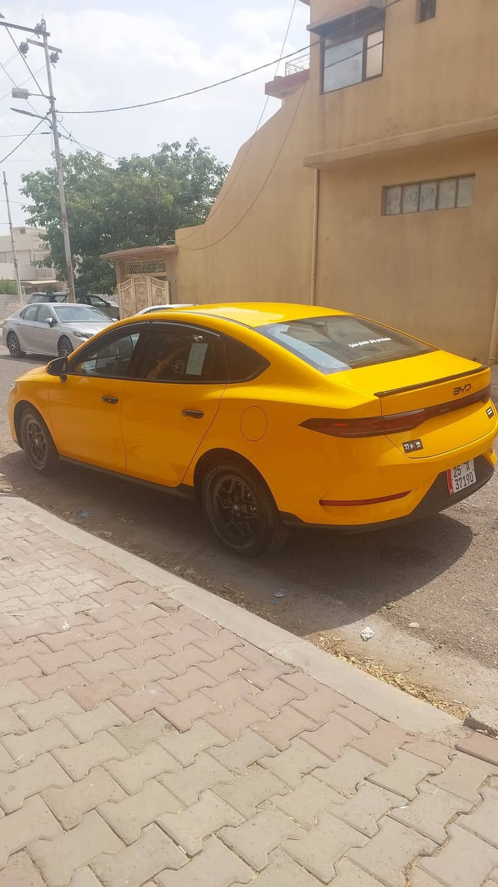 سلام عليكم BYD 2025 للبيع سياره حيل نضيفه ما بيها شخط ماشيه ١٢ ألف فقط للبيع او مراوس ويا خصوصي للإ ستفسار ***********
