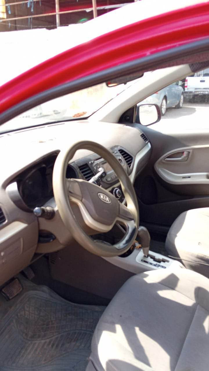 ‎سەیارەیەک بۆ فرۆشتن - Kia Picanto 2012
‎ مۆدێل: 2012
‎ ڕەنگ: ڕەش
 بارودۆخ: پێنج پارچەی هەیە، پێش و پۆشت بە شەرتی بێ دەعم (دەعمی نییە).
 مەکینە و گێڕ: بە شەرتی بەهێزی و تاقیکردنەوە.
‎ تەبرید: سارد و بە شەرت.
 تایە: چوار تایەی نوێی پێوەیە.
 کاغەزات: سەنەوی نوێیە تا ساڵی 2030، هەزەی نوێیە، بەناوکردنیش بە شەرت.
 تێبینی: سەیارەکە هیچ مەسروفی تێدا نییە و زۆر خاوێنە.
 نرخ: 58 وەرەقە (مەجالێکی کەم).
 ژمارەی مۆبایل: ***********

للبيع سيارة - كيا بيكانتو 2012
 الموديل: 2012
 اللون: أسود
 الحالة: يوجد بها 5 قطع صبغ، الامام والخلف بدون ضربات (بدون حادث).
 المحرك والجير: شرط الفحص والجاهزية.
 التكييف: بارد وبشط.
 الإطارات: 4 إطارات جديدة.
 الأوراق الرسمية: سنوية جديدة لغاية 2030، هزّة جديدة، والتحويل مضمون بشرط.
 ملاحظة: السيارة لا تحتاج إلى أي مصروف ونظيفة جداً.
 السعر: 58 ورقة (مع مجال بسيط).
‎ رقم الهاتف: *********** أربيل, العراق
