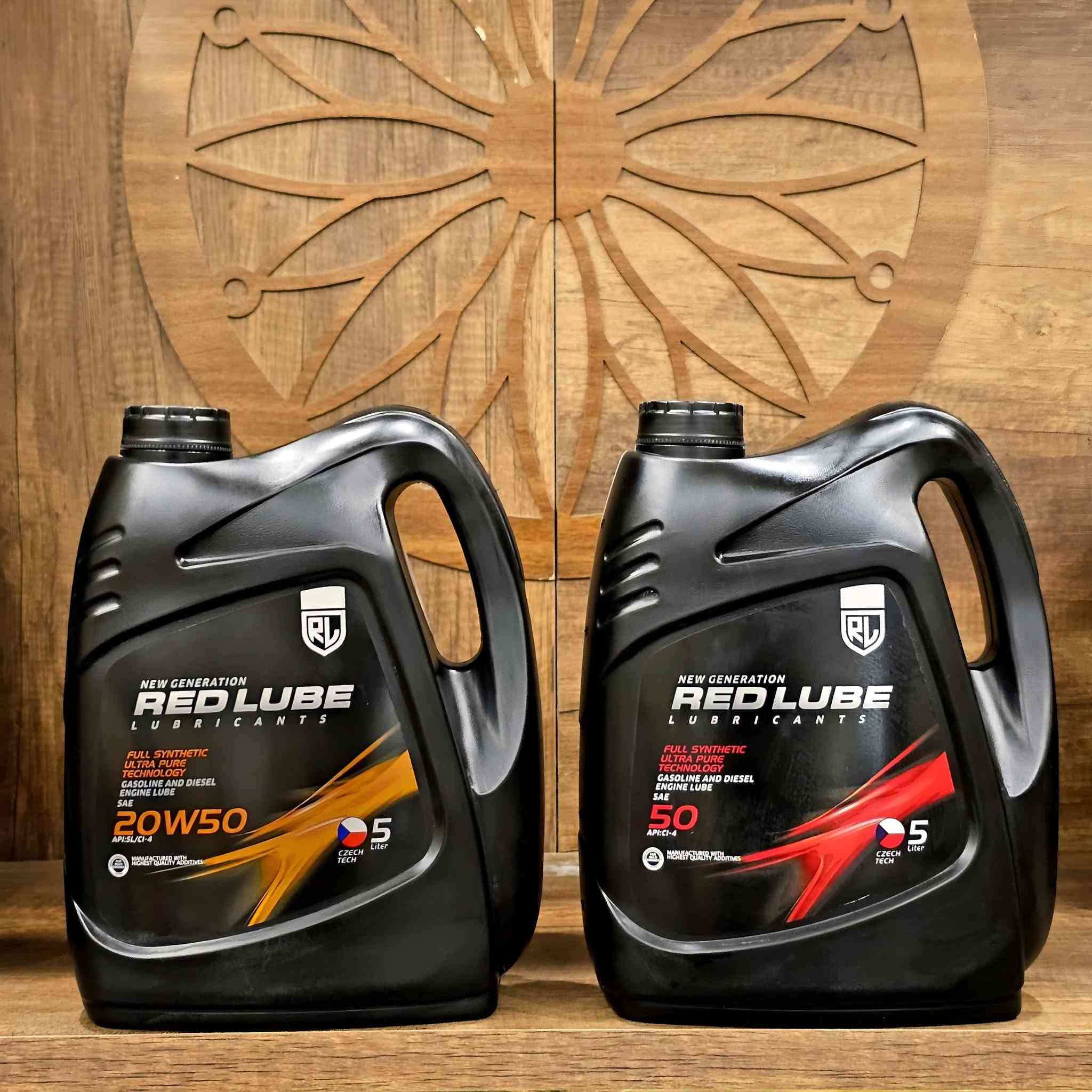 أقصى أداء وأعلى درجات الأمان لمحرك سيارتك مع زيوت RED LUBE التخليقية بالكامل (Full Synthetic) بالتكنولوجيا التشيكية المتطورة 🇨🇿.

​لماذا تختار RED LUBE؟
🟢​تقنية Ultra Pure : لحماية وتجميع الشوائب وتقليل الاحتكاك حتى في أصعب ظروف القيادة.
🟢​توفير في الوقود: تحسين كفاءة المحرك واستجابته.
🟢ضمان المشي : 10 آلاف كيلو متر
​🟢 مصنف حسب معهد البترول الأمريكي API : SP 

​متوفر لدينا جميع اللزوجات لجميع أنواع المحركات:
🔹 0W-20 & 5W-20 
🔹 5W-30 & 10W-30 
🔹 10W-40 & 15W-40 
🔹 20W-50 & SAE 50 
​
​📩 للطلب أو الاستفسار: راسلنا على الصفحة مباشرةً
📞 أو اتصل بنا على الرقم: ***********
