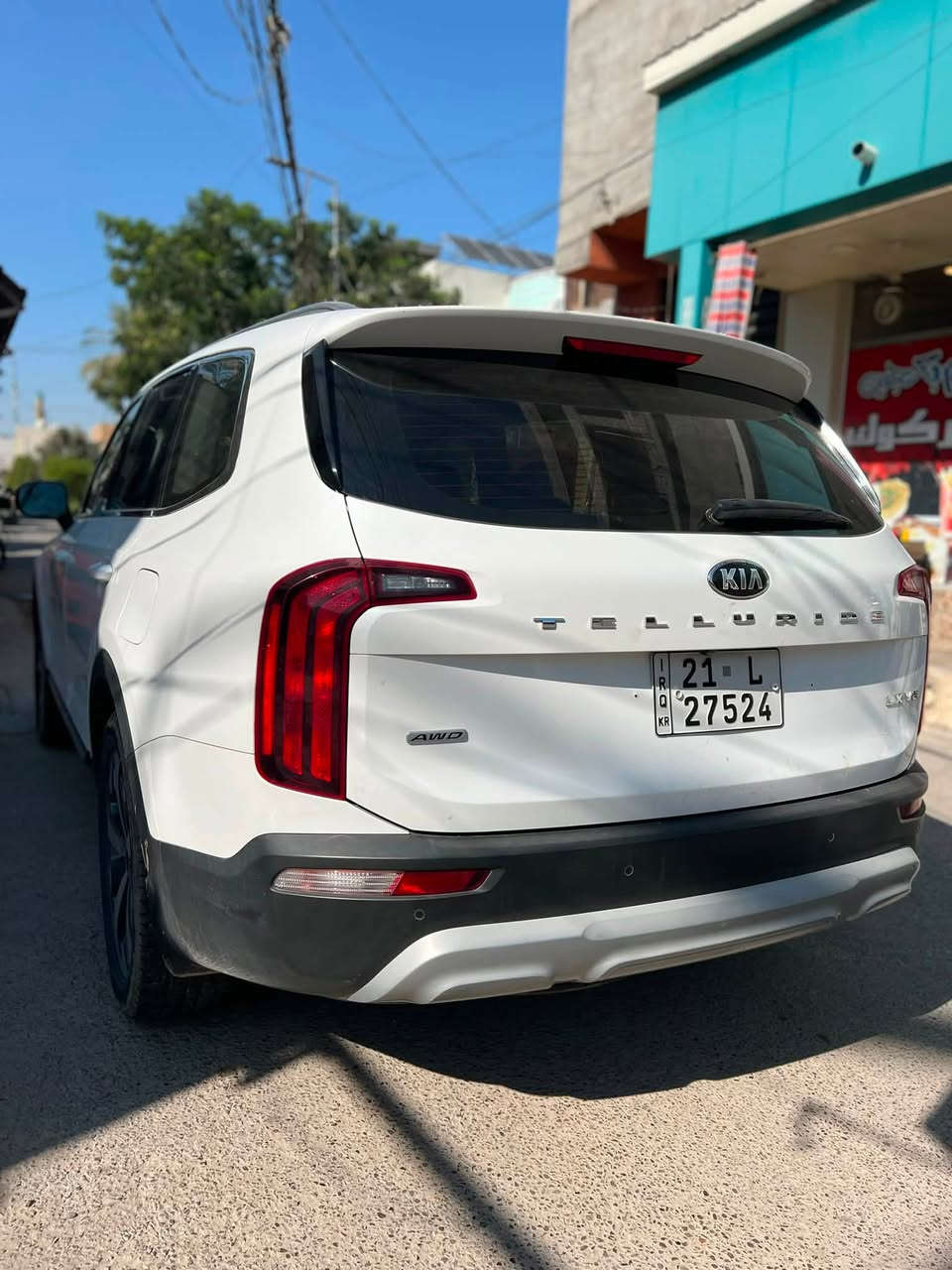 للبيع مستعجل  او مراوس بسيارة بسيطه حسب القناعة
كيا تيلورايد LX خليجي موديل 2020 سعر مناسب 
🔹 مكفولة كفالة تامة
🎨 كفالة من الصبغ
💥 كفالة من الضربات والحوادث
🔧 مكينة وكير مكفولات
⚙️ مكينة 3.8 V6
💪🏻 قوة 291 حصان
🔄 كير أوتوماتيك 8 سرعات
👨‍👩‍👧‍👦 8 ركاب
🛞 جنوط ألمنيوم 18
📷 كاميرا خلفية
🚨 حساسات
❄️ تبريد قوي
🖥️ شاشة
🎵 بلوتوث وUSB
🔑 تشغيل بصمة
💡 إنارة LED نهارية
🛋️ داخلية واسعة ومريحة
⛽ اقتصادية بالنسبة لحجمها

📍مكانها ديالى بعقوبه الجديده 
 رجاءا الي يكسر بالسعر لا يتصل 
والبياع شراي كذلك لا يتصل  لان السيارة مال بيت وتفيد الجناي 
 سيارة عائلية رقية جدا فخمة وواسعة من السيارات المعروفة بقوة المكينة وراحتها 👌🏻 سيارة مرتبة جداً ومكفولة من كلشي جاهزة للاستخدام وما تحتاج أي تصليحات
الشراي فقط يتصل ع الرقم : ‭***********‬
