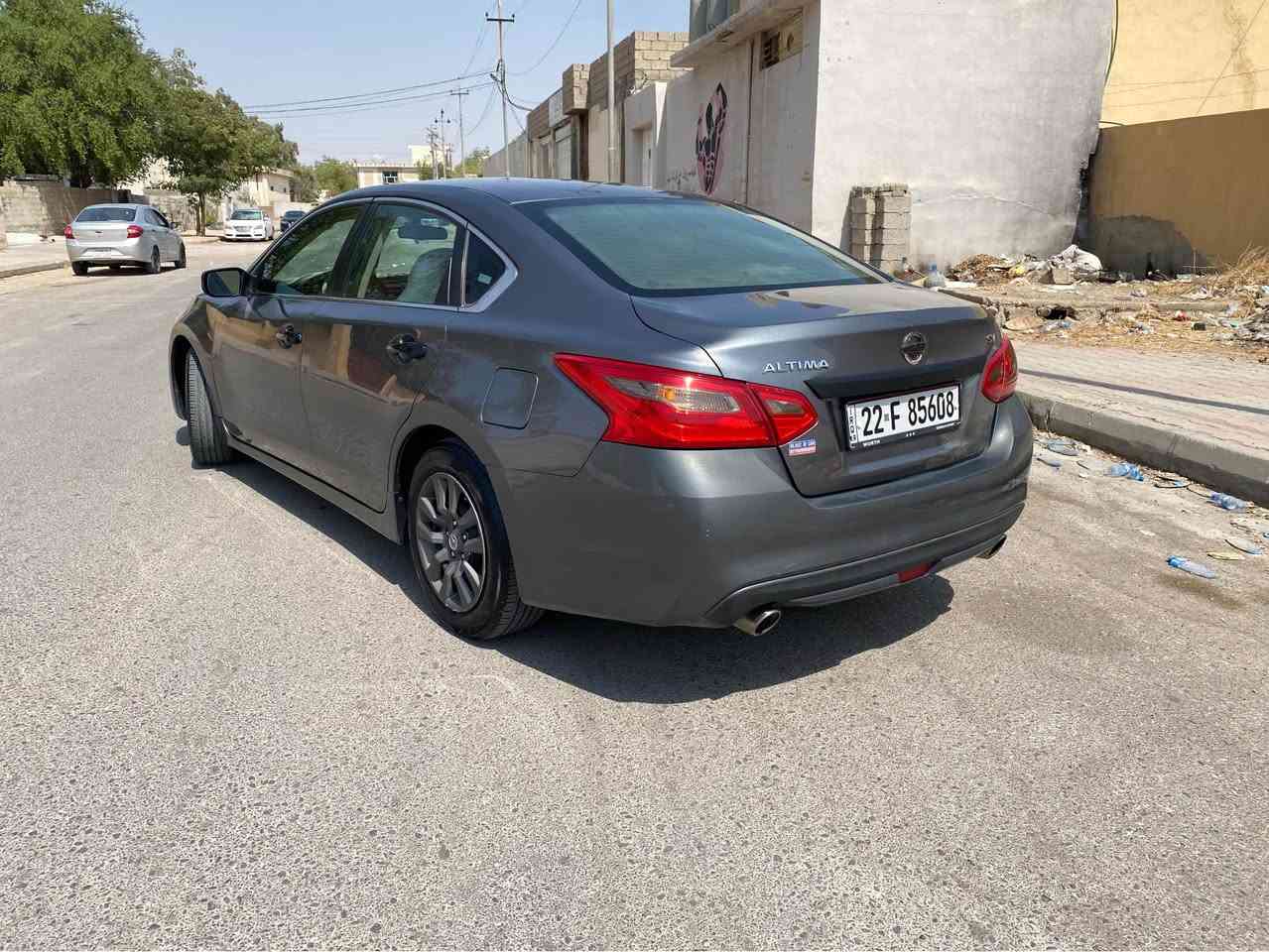 سلام عليكم نيسان التيماء موديل ٢٠١٧كير مكينه ابشرط حدايديه ابشرط
مواصفات معروفه SV
خمس قطع بدون دواخل بدون ايرباك 
سعر ٩٨وبي مجال
مكان دياله خانقين 
رقم الهاتف***********
بيع او مراوسه حسب القناعه Singapore
