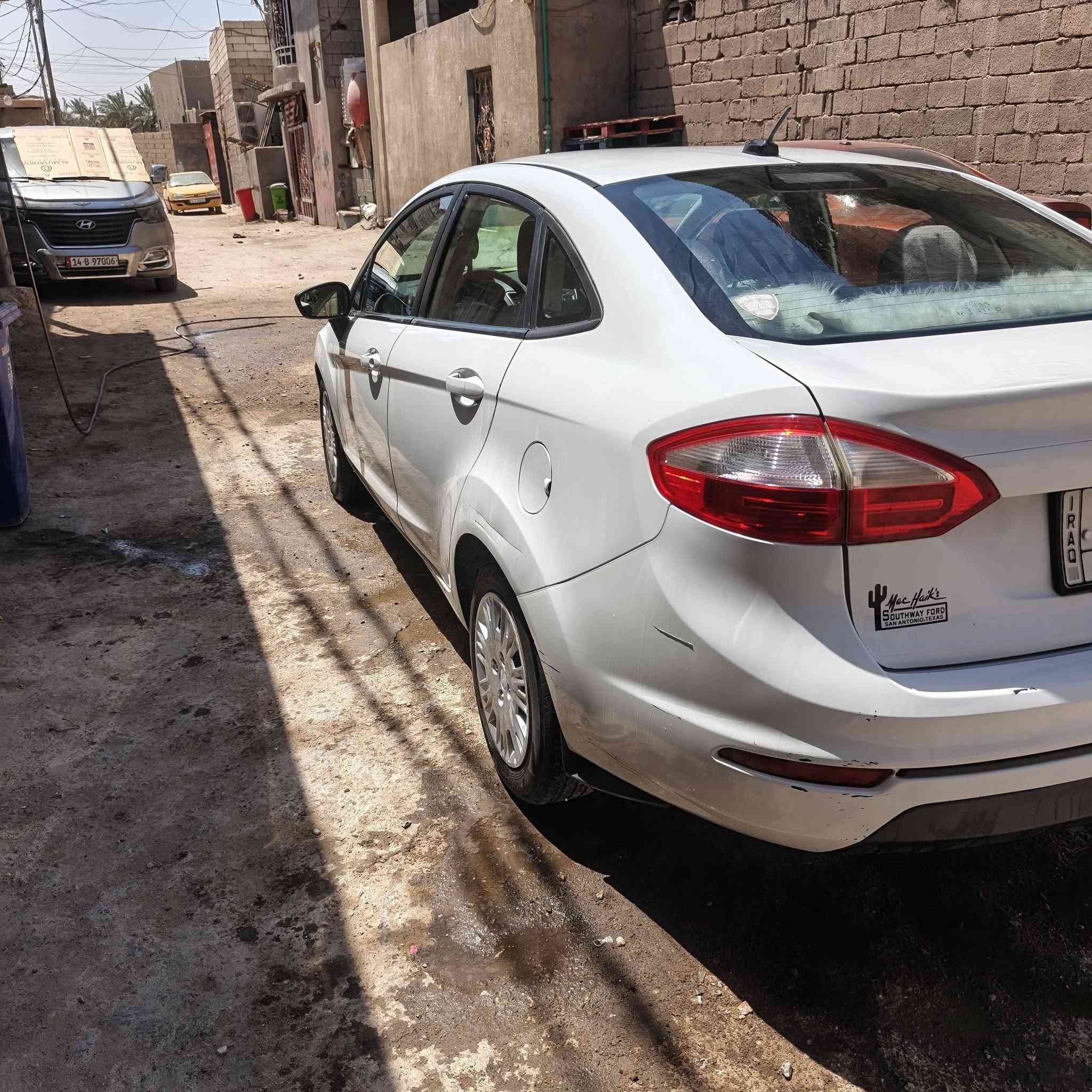 السلام عليكم فورت فيستا موديل 2019 رقم بصره ألماني راعيهه متوفي والورثه موجودين يتكفلون بالتحويل بكل شيء السياره كفاله عامه تبريد محرك كير كله جديد كهربائيات كلهه جدد التدفئه شغاله الكامره دواره تحكم بالمري سنتر لوك شغال الصندوق بصمه تحكم ستيرن السياره جاهزه  ربع ماتذب عليهه السعر 58 وبيهه مجال للطيبين السياره عنوانهه بصره أبو الخصيب ***********
