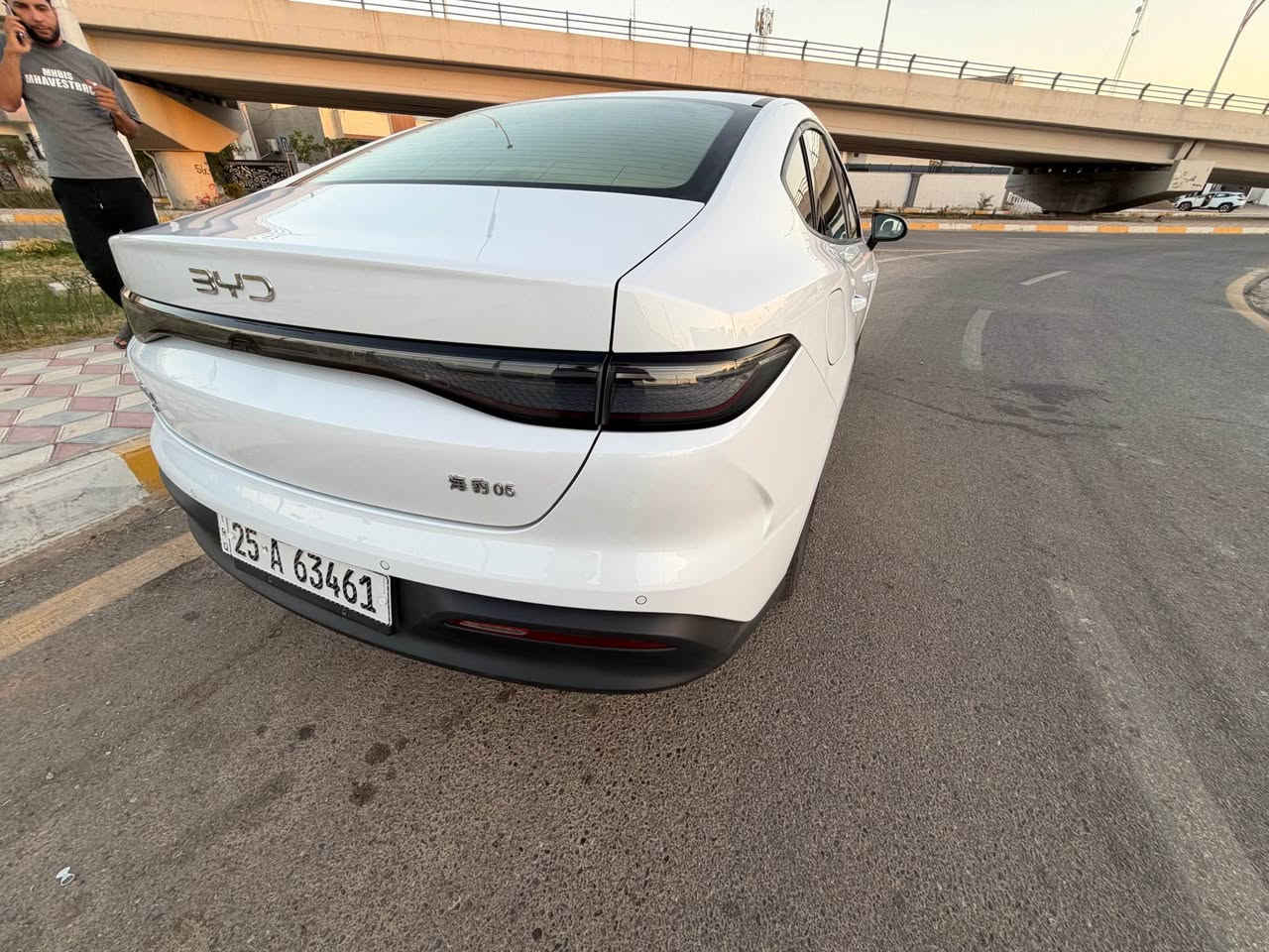 سلام عليكم
بي وايدي سيل 5
🚘 BYD Seal 5 HEV

ماشية ٤٥الف كم الكلي – 

✅ داخل أبيض / خارج أبيض
✅ رقم كركوك 
✅ كارت + بصمة تشغيل
✅ أغراض الوكالة كاملة
✅ تشغيل عن بُعد

المواصفات:
🔹 محرك 1500 CC
🔹 بنزين + شحن + هايبرد (HEV)
🔹 دخول ذكي + بطاقة NFC
🔹 مقاعد جلد رياضية باللون الأبيض
🔹 تبريد قطعتين
🔹 Gear Mouse
🔹 بصمة زجاجية
🔹 أنظمة قيادة متعددة
🔹 هاند بريك كهربائي + Auto Hold
🔹 ستيرن رياضي
🔹 كاميرا خلفية
السعر/ 133 مجال بسيط
📍 الموقع: كركوك
📞 للاستفسار:
*********** كركوك, العراق
