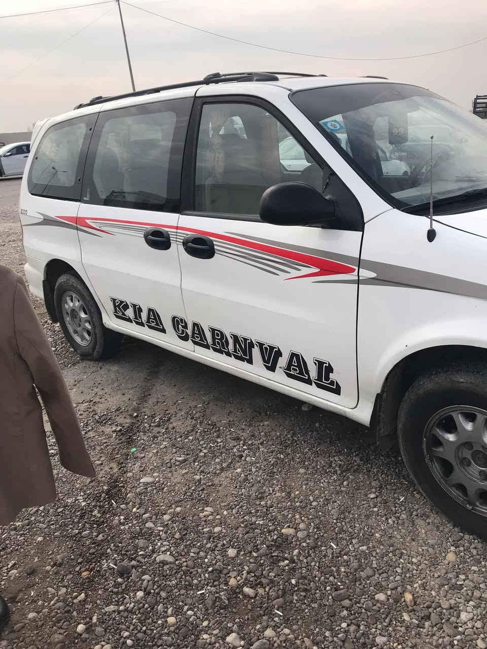 السلام عليكم من رخصت صاحب الكروب اعيد النشر بسبب الكلام الي مابيه مصداقيه عند البعض وليس الكل كيا كرنفال7راكب 2000مكفوله من الضربه والصبغ مكينه كامري منضومه غاز سياره جاهزه وعندي تفاصيل بالمنشور السابق ورجاء لاتعلق تعليق سلبي ومخلي اسم مجهول تريد تشتري اتصل على الرقم وتشلع عيوني واذ ماعندك رصيد اني اخابرك واسط الدجيلي رقم بغداد انكليزي@***********
