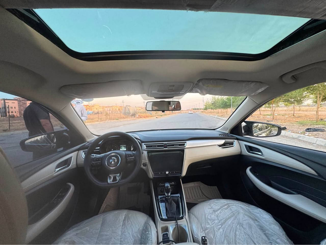 MG 5 LUXURY 2023
❕مەکینە 4 پستون 1.5
❕30 هزار روشتووە 
❕کلین تایتل بێ بویاغ 💎 
❗دەعامی بو دەعامی بە شەرت 
❗گێڕ مەکینە کارەبایات هەمووی بە شەرت
❕فول موسفاتە, رەش, داخل کرێمی , ويل كەب ,ئاوێنە, کوشن کارەبای, کوشن هیتەر, ئیشارەت , تحدید سرعە ....
🔥نرخ 110وەرقە🔥
📍شوێن هەولێر 
***********
*********** أربيل, العراق
