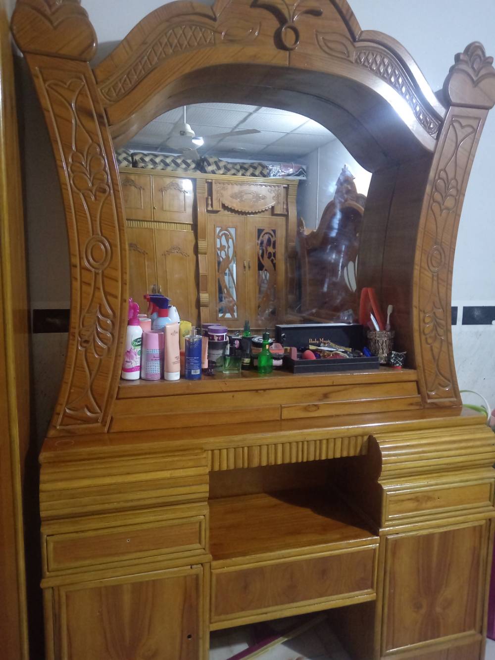 غرفه اخشاب • نضافه • كربلاء
