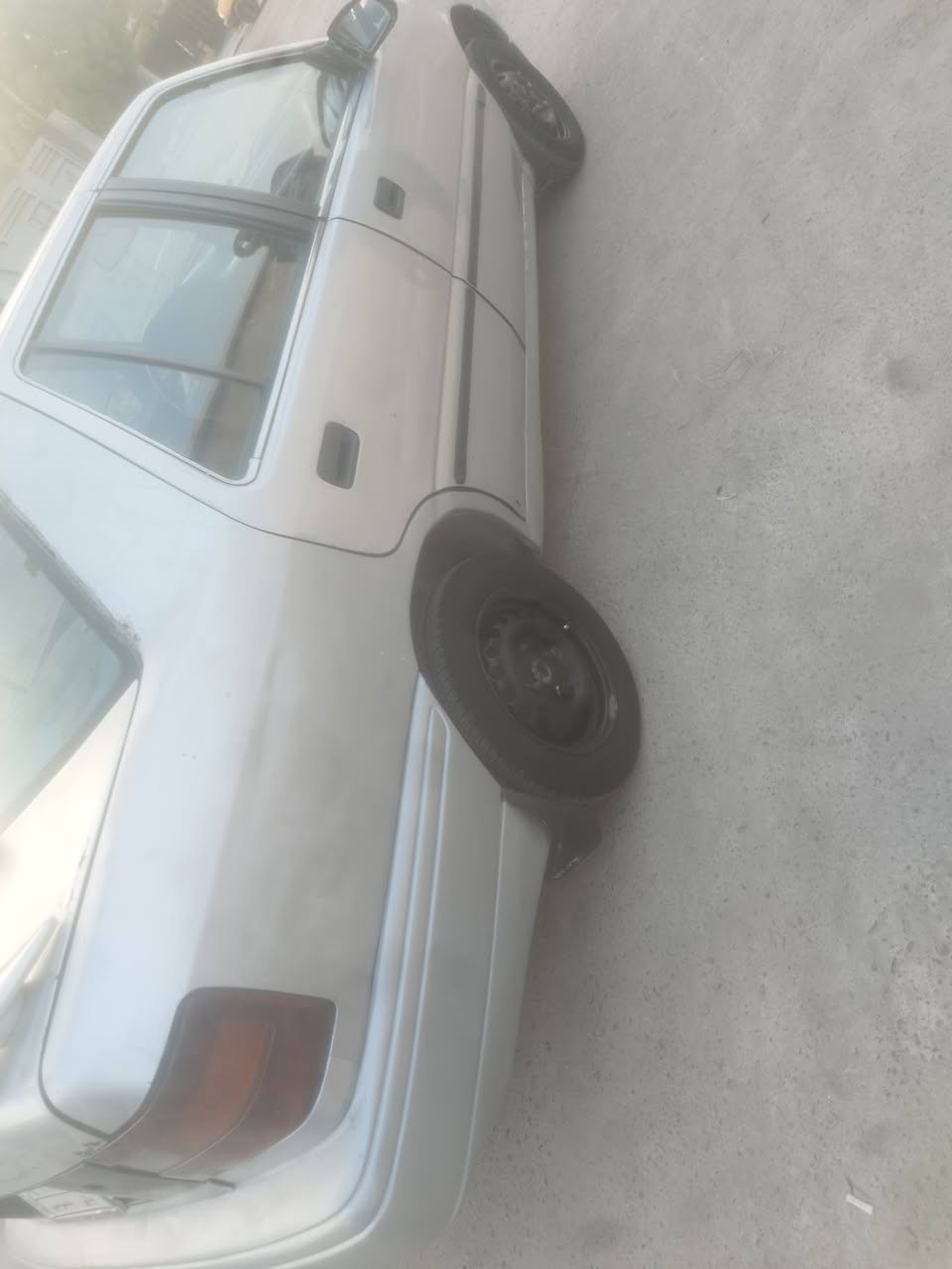 السلام وعليكم اكسل موديل 91 كير عادي سيارة حلوة ونضيفة كشرتهه حلوة لاطخة ولاضربة كير مكينه كلش حلوات سعرهه 19 ورقه وبيها مجال شي قليل.. مكاني بغداد قرب مرور التاجيات 
***********
