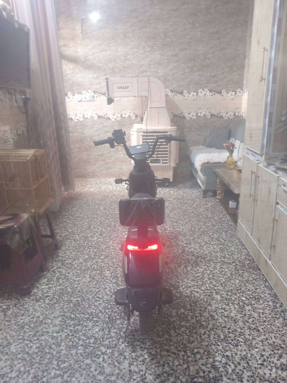 دراجة شحن 250 وبيه مجال 0771063584 / ***********فقط واتساب
