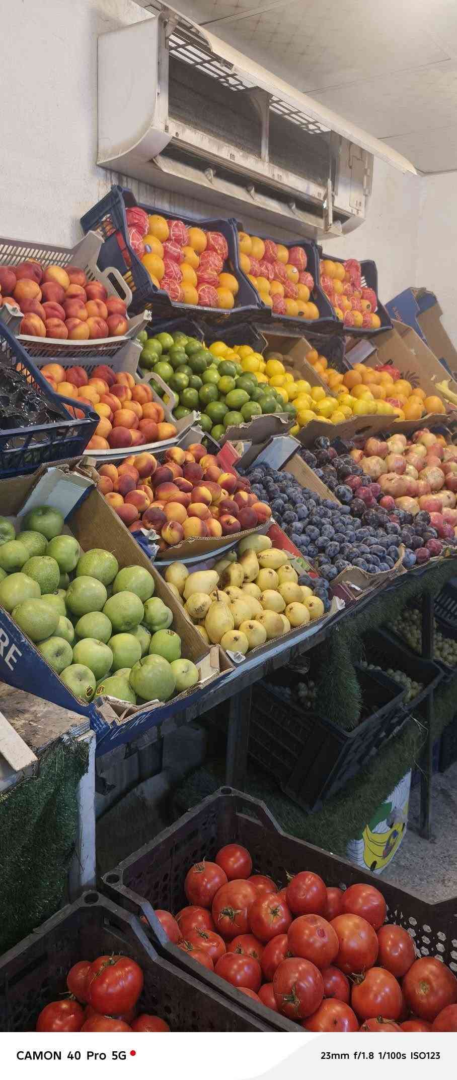 نزول بالأسعار • خضرة طازجة • فواكه وفطر