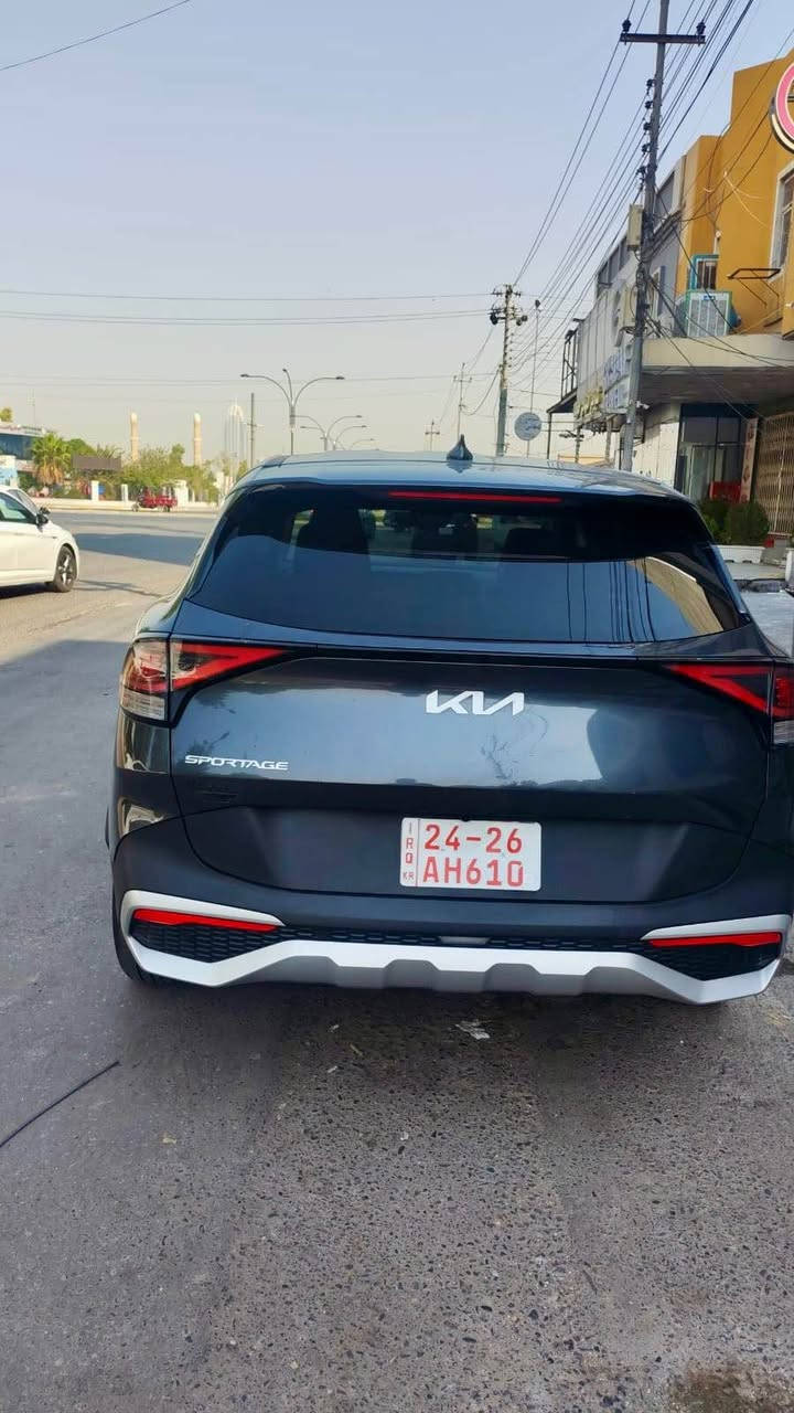 KIA sportage 2024
🆕دخول جديد كاتي اربيل 
🚘حادث جاملغ ودعاميه (مصلح)بدون يرباك 
السياره معروفه مواصفاته الطويله(L)
💹سعر (175)
📍مكان السياره اربيل 
☎️رقم تلفون 

+964 785 585 5565 بغداد, العراق
