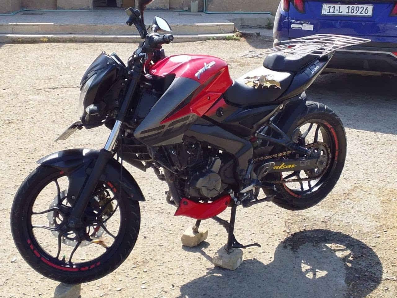 سلام عليكم بولسر ns موديل 21 رقم بغداد نكليزي بسمي بيها نقوصات بسيطه الدراجه حلوه ونضيفه العنوان بغداد ابو غريب رقم الهاتف *********** السعر خاص
