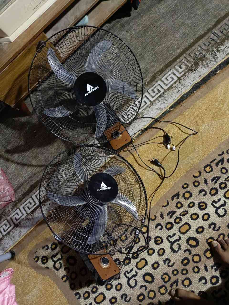 مراوح الحافض عدد 2 حجم كبير جدد للبيع ماخذهن ب100 اريدهن ب75 مكاني ناصرية مركز رقمي ***********
