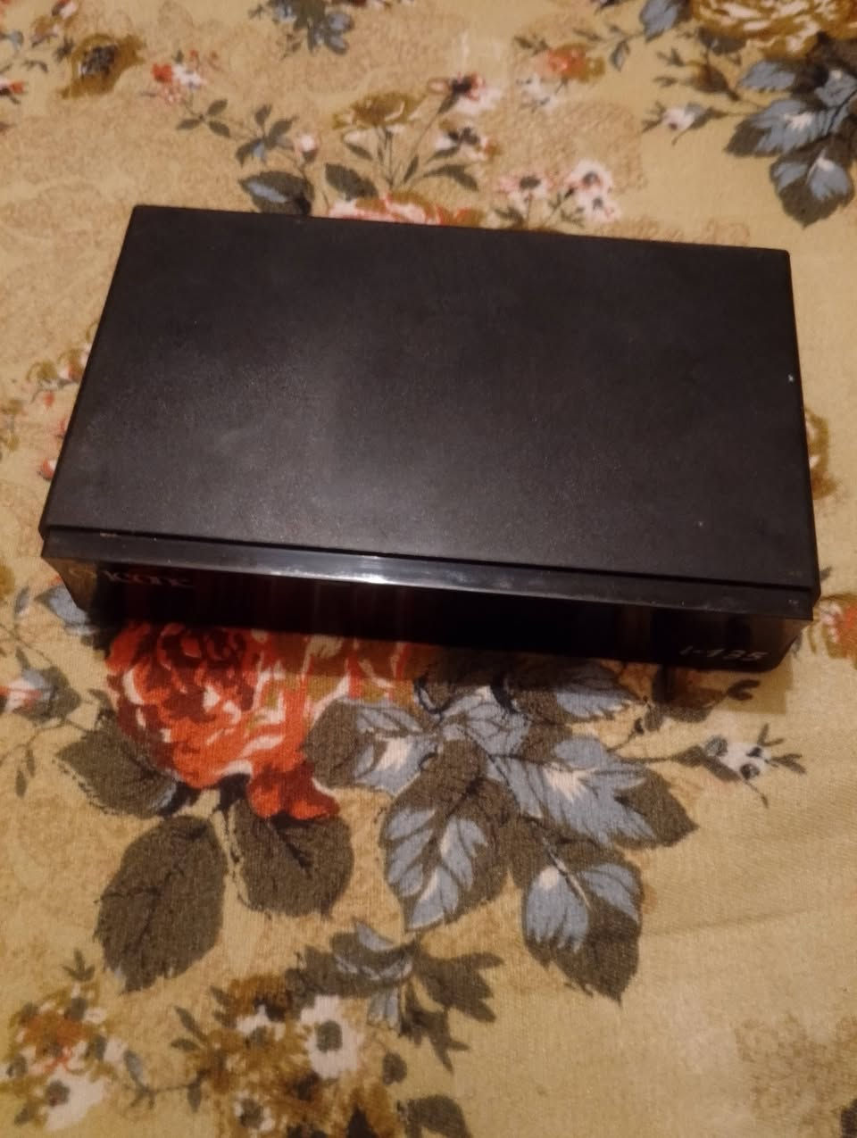 جهاز مال شاشه يشتغل على نت مع كل احتياجاته السعر 30 الف وبيه مجال للعزاز للتواصل الرقمع:***********
