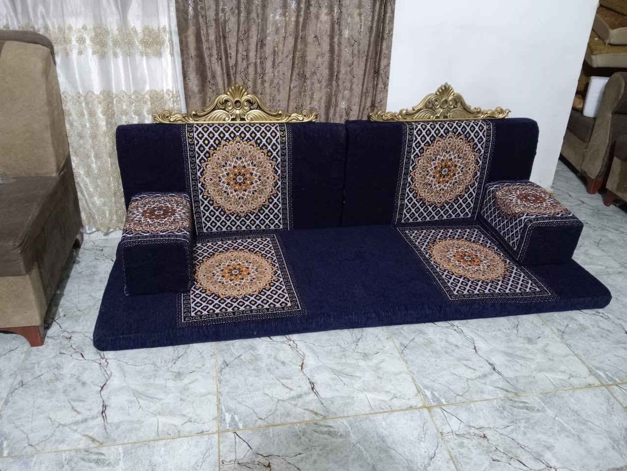 الهم صلي علي محمد وال محمد
حسب الطلبياات زبائنا الكرام 
وصلتنا الجلساات العربيه الخليجية
السفنج خليجي المضغوط 
رتفاع 7 
عرض 70 
احجز ***********
يوجد جمله ومفرد اكو توصيل كل محافضات
