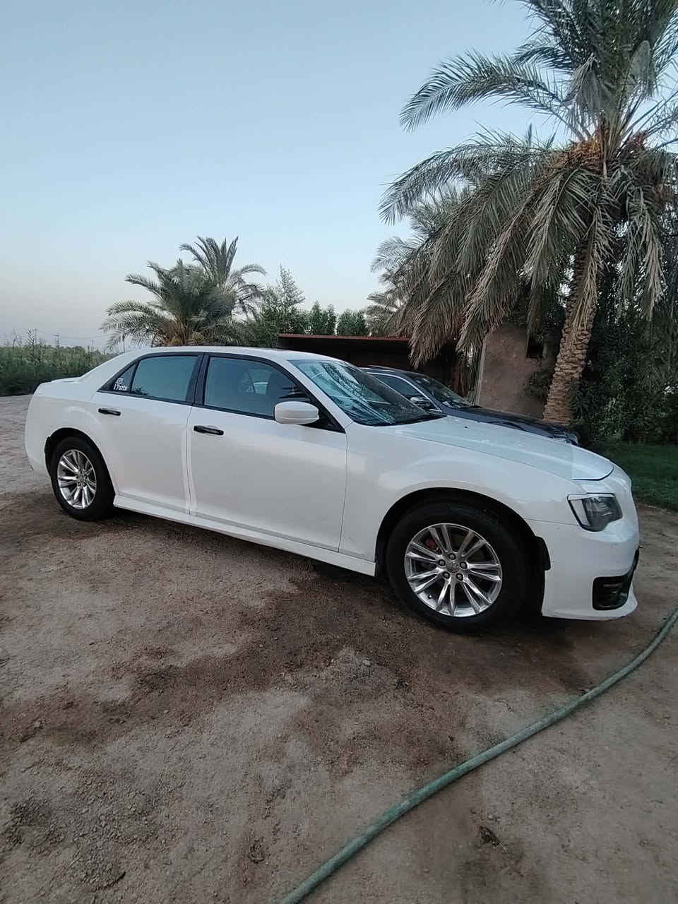 السلام عليكم شباب اوباما موديل 2014، 6300، رقم اربيل باسمي تو ويل جيرماوس سياره نضيفه واحله من الصوره  بانوراما، السياره اس، كشنات حضن حار بارد شاشه كبيره، جير ومكينه كفاله، منظومه غاز شادها ب بسمعية دولار
مكان السياره سماوه السعر مناسب 
***********
