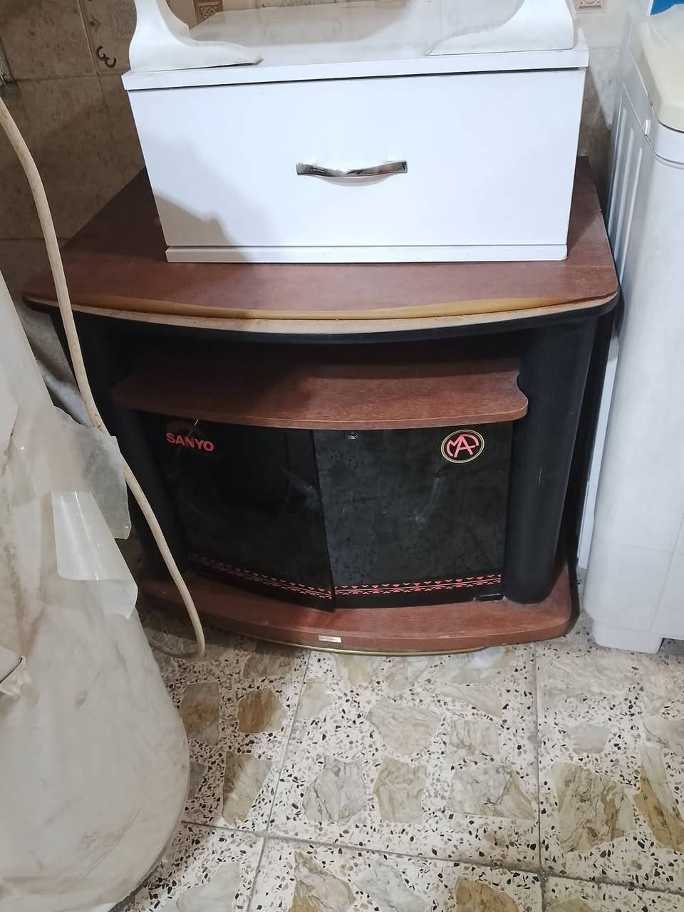 السلام عليكم
غراض للبيع كلمن وسعره اتصل وتدلل 
***********
