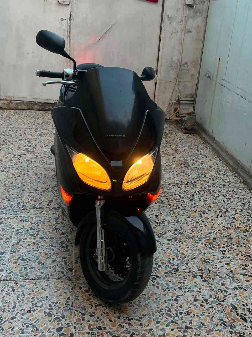 فورزه بصمه 0️⃣ 9️⃣ كرستال
جاهزه دراجه مكينه ناعمه 
كهربائيات كلهه شغاله شلعه ومعدل
مكاني بغداد *********** السعر مليون وميه
