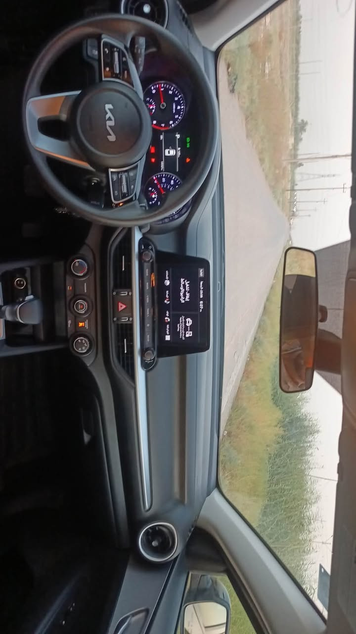 فورتي سوده 24
تبريد ثلج

Carplay 

كامره خلفيه 

نضيفه

لايتات زينون

Led :color red

ماشيه 30 الف كيلو 

تحديد مسار 
مانع انزلاق 
رادار امامي
قياده ذاتيه
مثبت سرعه
محركها 2000 دوش المرغوب

بيها طخه هنا بغداد

ما عده الي بامريكا

رقمها بغداد تحويل ثاني يوم

سعر 145 وبيها مجال 

رقم ***********واتساب

