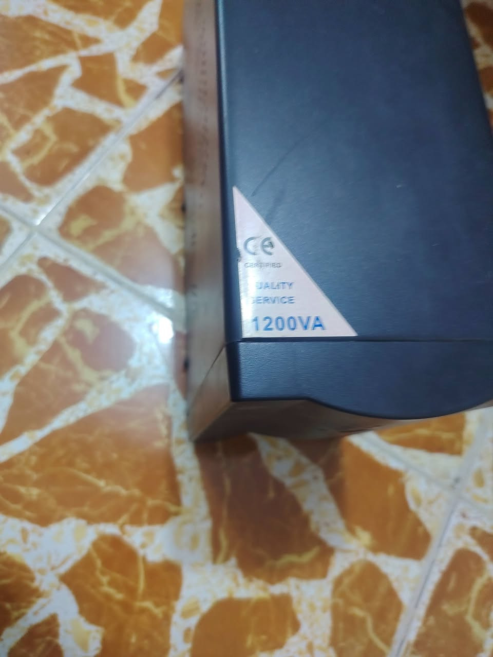 يو بي اس ماكسما النوعية القديمة الي يعرفون بل يو بي اس يعرفون شكد قوي 1200 الجهاز بدلتله بطاريات قبل يومين وعندي الورقة مال ضمان بس اذا للبلي 5 عندك والمولد تعبانة ما انصحك بي بس اذا بلي 4 او سيرس اس وشاشة يمشيك السعر 40 قفل لان بس البطاريات بدلتهن ب 35
رقمي :***********
ملاحظة: اقبل مراوس بيس 21 او جوستك بلي 5
