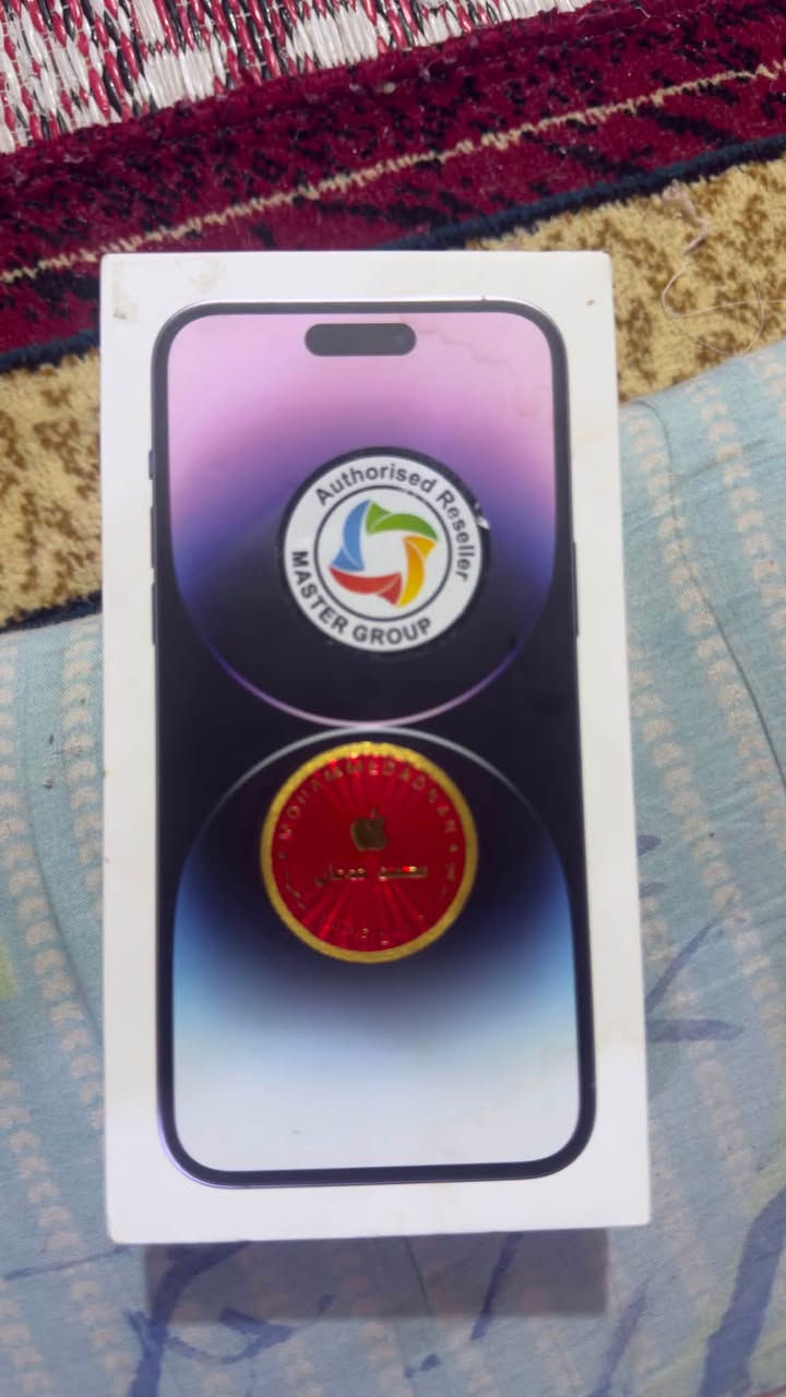 آيفون 14 برو ماكس ماستر  لون بنفسجي ذاكرة 256
بطارية 88 بلادي مكفول 
اني مكلف بالنشر اتصل ع الرقم ***********
