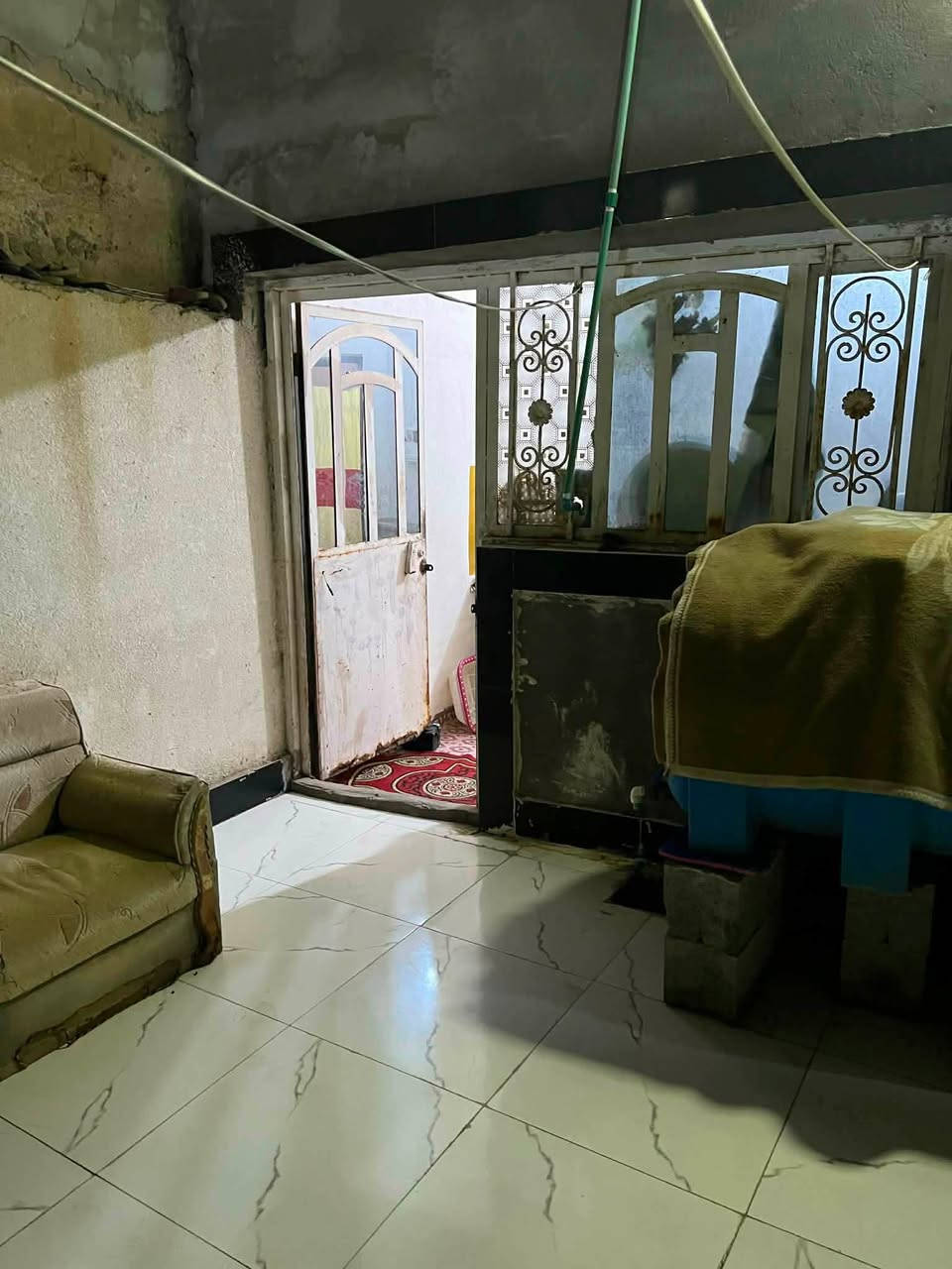 🏠 بيت للبيع - جزيرة الفيحاء 🏠

📍 المكان: جزيرة الفيحاء
📄 طابو صرف
📐 المساحة: 150م
🛏️ غرفتين + استقبال + مطبخ + مشتملات + موزع
✨ البيت نظيف ومرتب

💰 السعر: 90 مليون وبيه مجال 
***********  للتواصل والاستفسار
