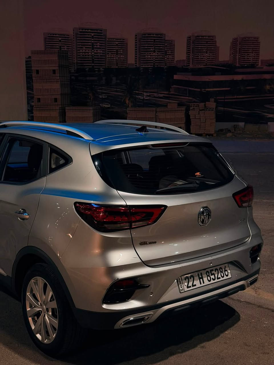 السلام عليكم
MG ZS للبيع 2023 رقم اربيل ب اسم تحويل ثاني يوم السياره كلش نضيفة وماناقصها شي 
صدرها جديد
تخم تاير جديد
تبريدها ثلج كير محرك مكفوله
حادث السياره:تبديل باب السايق +شبر  بل جاملغ الامامي
سعر السيارة 99$ مجالها جدا بسيط حك الجية
مكان السياره بغداد الغزالية
خط:***********
واتساب:***********
