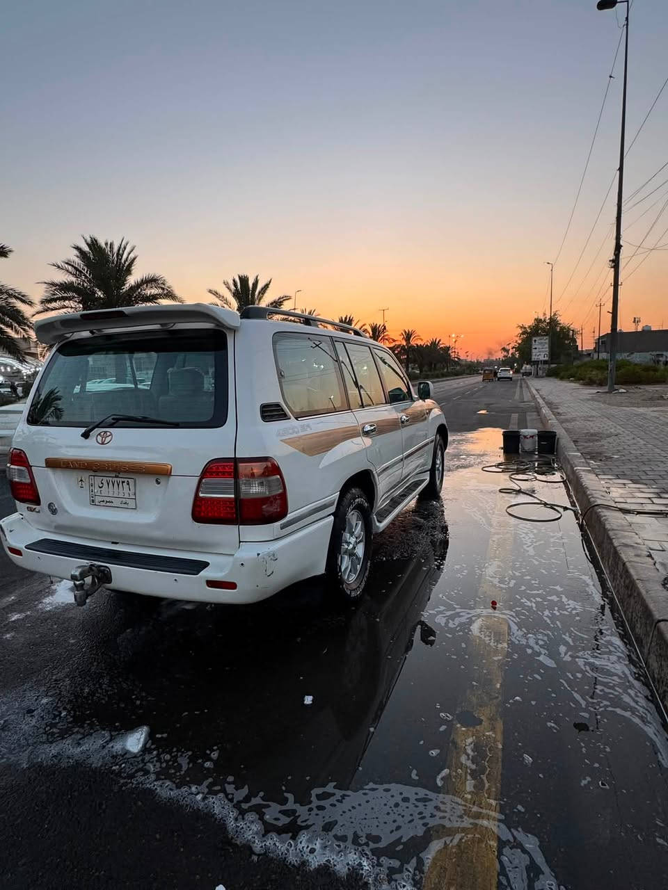 سلام عليكم لاند كروز GXR2001 سياره خير من الله  بيهه قطع صبغ  ابيع احزان بدون حادث 145 وبيهه مجال مكاني بغداد الشعب ***********
