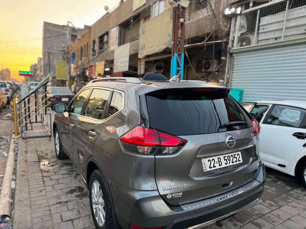 🔥 نيسان روج 2017 للبيع 🔥
***********
***********
🚘 وارد أمريكي 🇺🇸
⚙️ مكينة 2.5
🔄 قير CVT
🛞 AWD دفع رباعي
🎛️ 3 وضعيات قيادة: Eco / Normal / Sport
🚦 مثبت سرعة
🚧 تحديد سرعة
❄️ تبريد وتدفئة
✨ داخلية نظيفة ومرتبة
🔍 السيارة جاهزة للفحص بأي مكان

السيارة استخدام شخصي وحالتها جيدة، والبيع عن قناعة.

💰 السعر: [137] السعر بي مجال للطيبين
📍 الموقع: [بعقوبة - بغداد]

.
